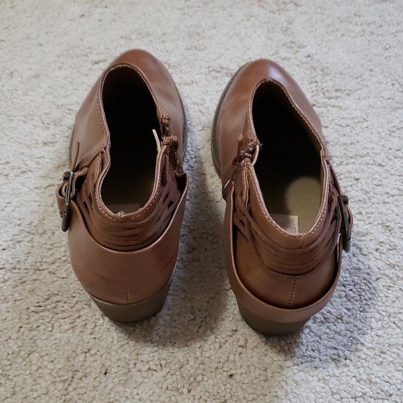 Jellypop Burbanks Booties - Picture 3 of 10